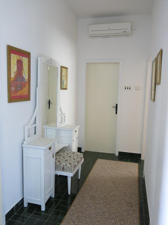 Apartments Coce 트로기르 객실 사진